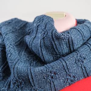 Blue skies Daisy Chain Cowl