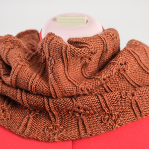 Burnt Umber Daisy Chain Cowl